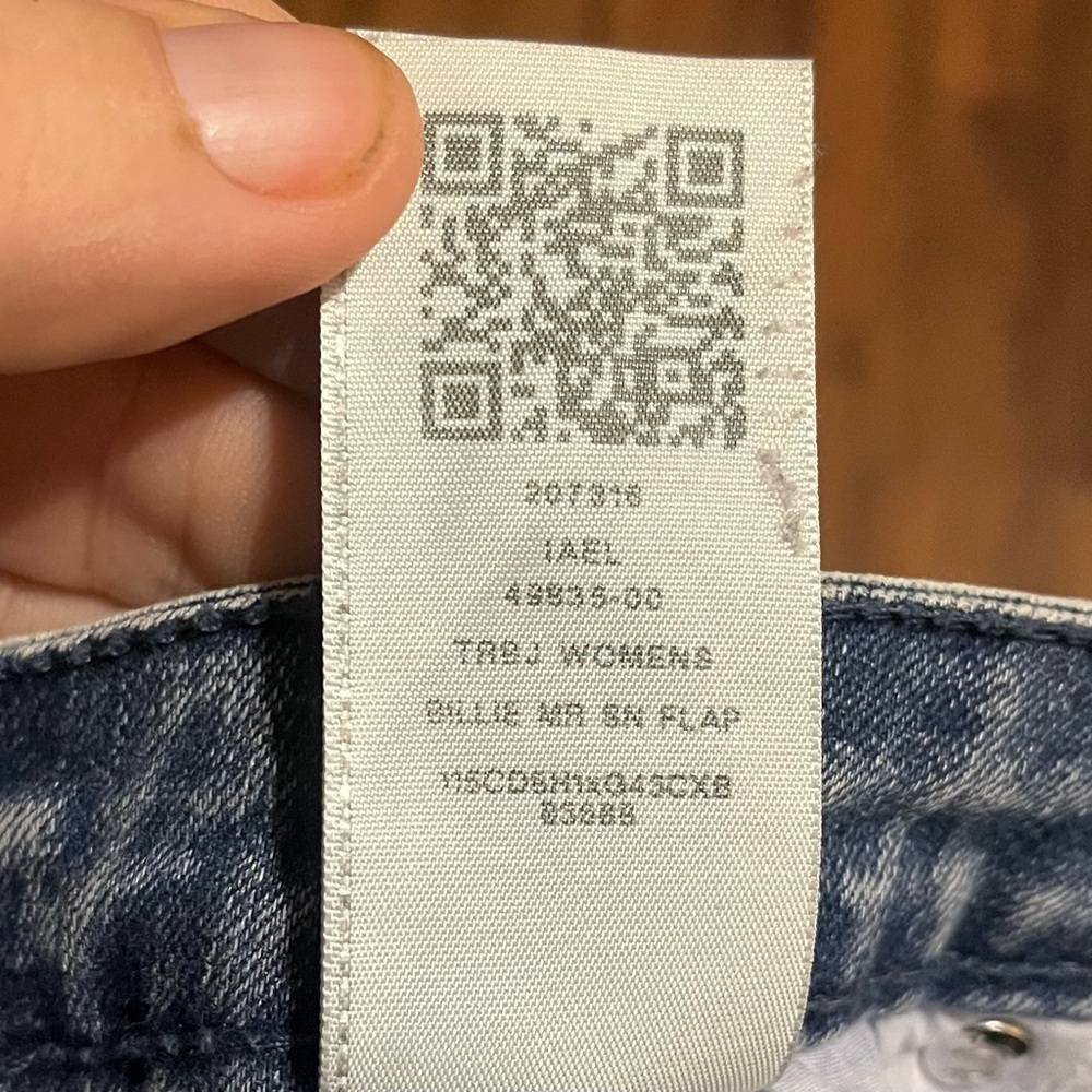 True Religion Women's Faded blue  Straight Leg Jeans - Picture 5 of 15